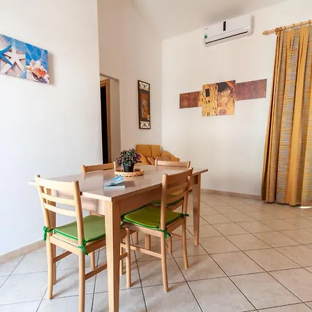 Pina E Salvatore Casa de Férias